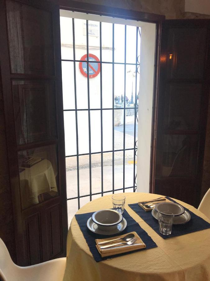 Suite Independiente De 45 M2 Con Banera En Pleno Casco Viejo 알테아 외부 사진